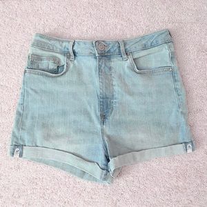 Forever 21 Women Contemporary Shorts Size 28